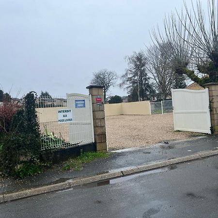 Chambre Les Gites De La Gare Mussidan Exterior foto