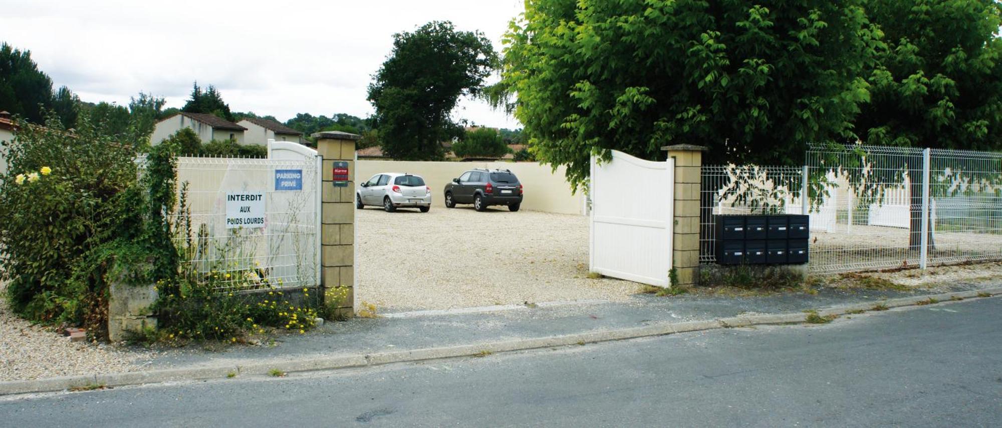 Chambre Les Gites De La Gare Mussidan Exterior foto